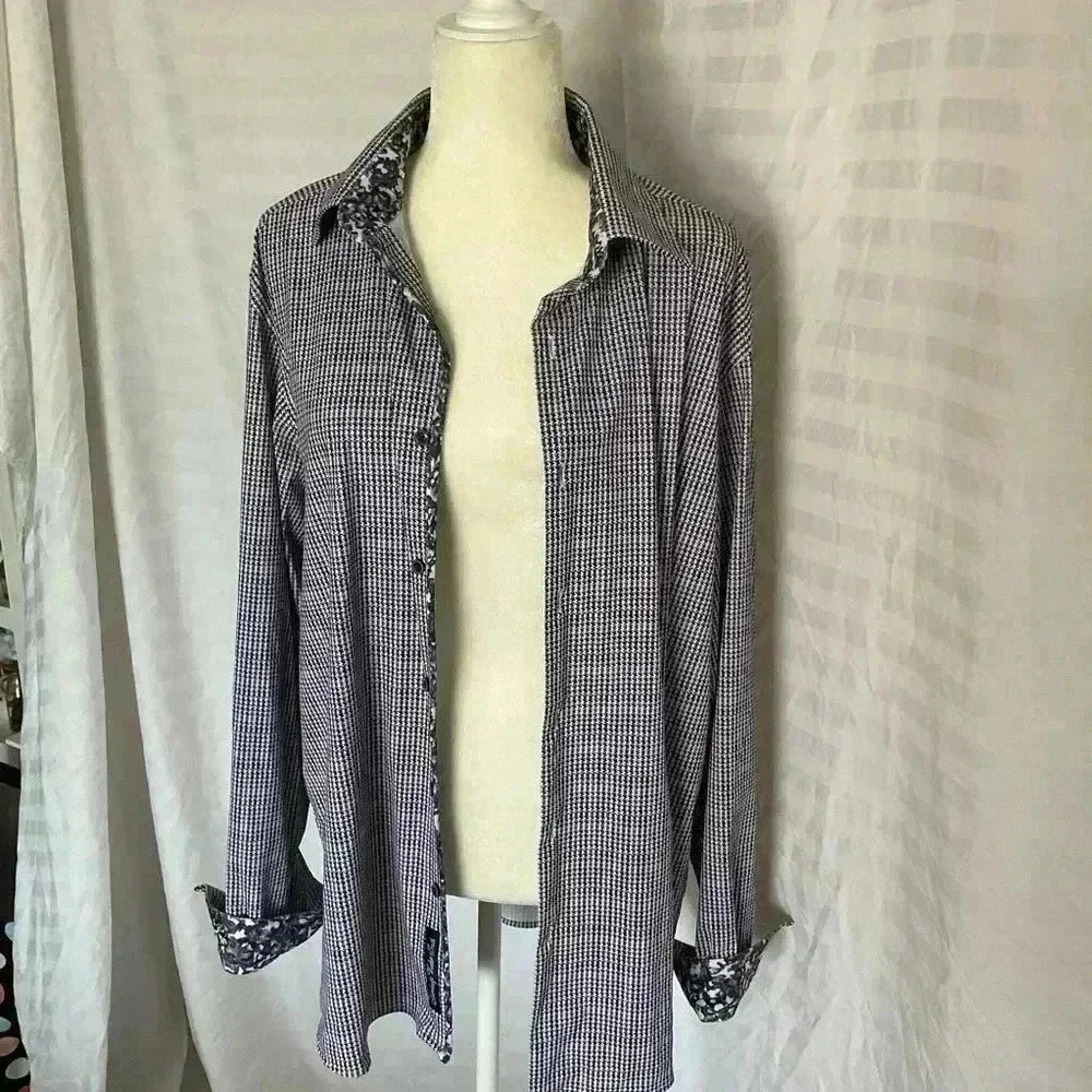 Robert Graham button up XL mens shirt - Picture 2 of 9